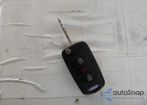 2011 Kia Soul + z USA, uszkodzony, nr VIN KNDJT2A28B7284754